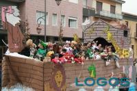 Carnevale 2011 - Turbigo: corteo di scherzi e maschere.1