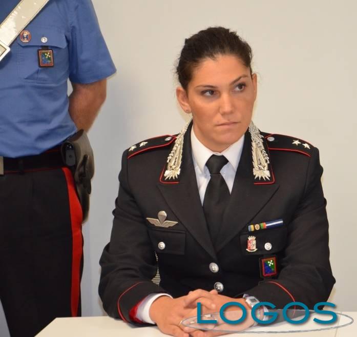 Italian Police Uniform - Page 2 Img42510.full